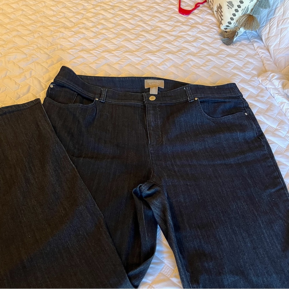 Straight leg Chicos size 3 short blue jeans